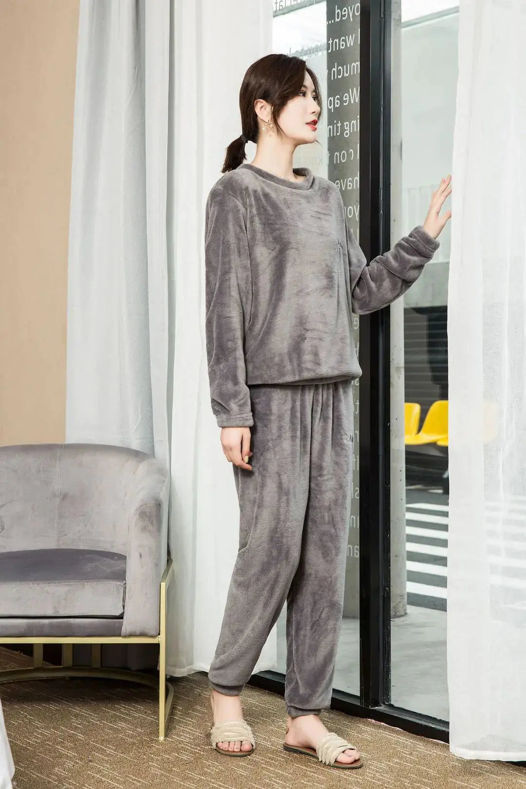 Coral Fleece Women's Cozy Loungewear Set (Loose Fit) Austin Eleven
